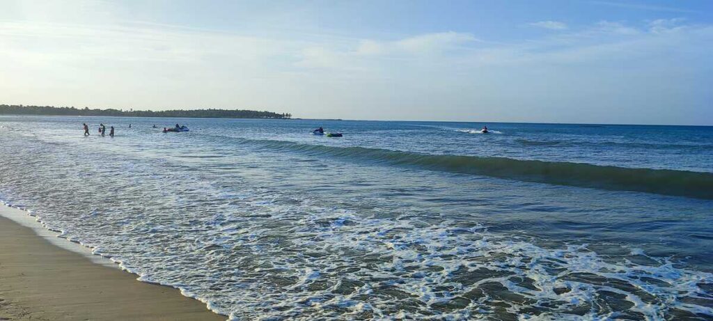 Jet skiing at Pasikuda