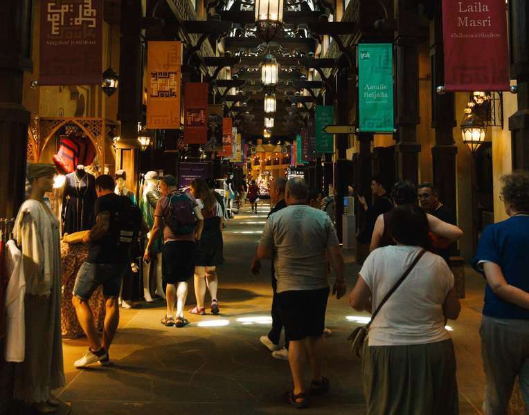 A complete Guide to the Dubai’s Traditional Souks in 2024