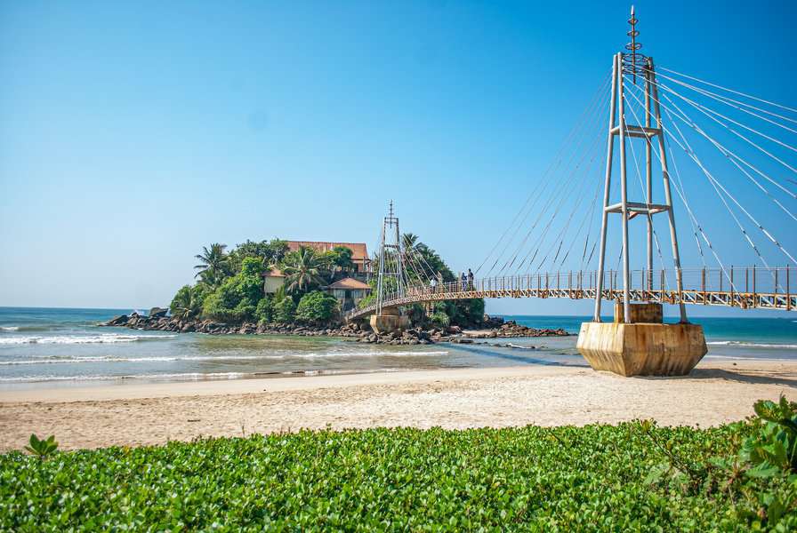 matara paravi duva temple