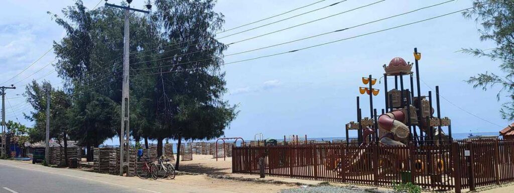 Children Park at the Kattankudy beach