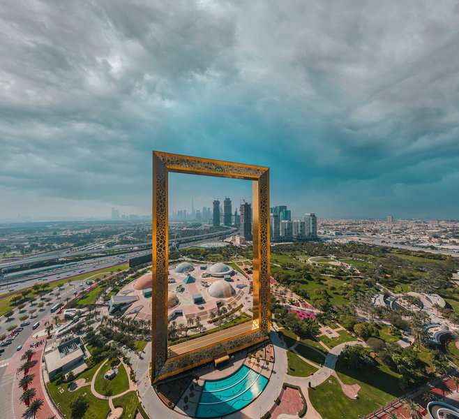 The amazing Ariel image of Dubai Frame
