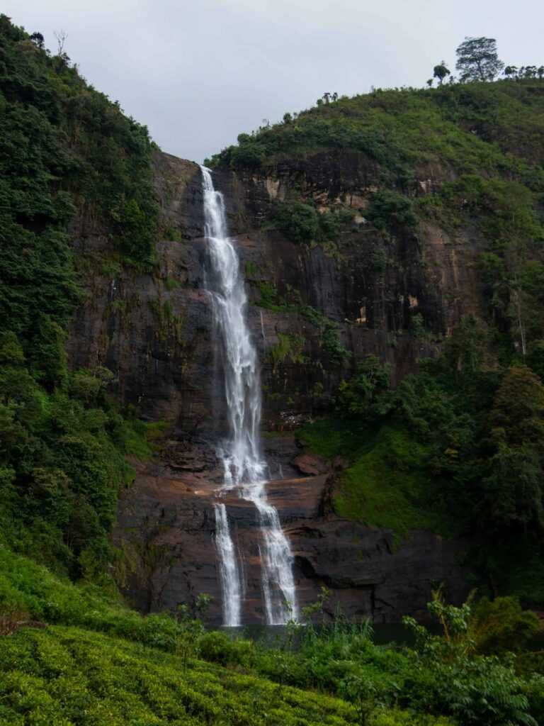 The magnificent full view of Gartmore Falls